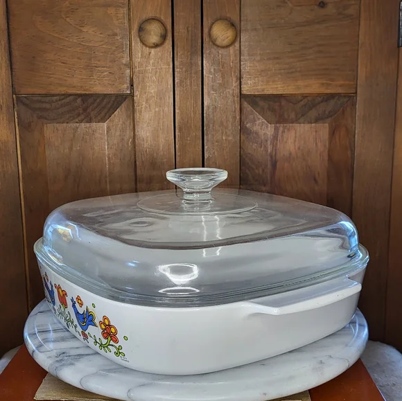 Corning Ware Floral Casserole Dish - Picture 5 of 16